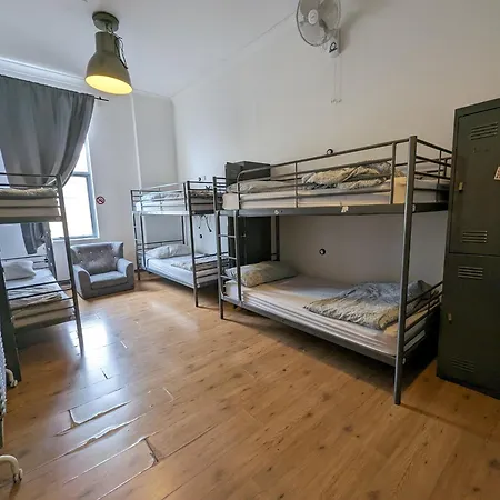 Ebs Sydney Hostel-3