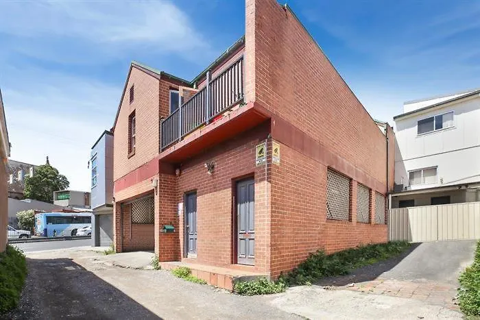Clover Hostel Sydney